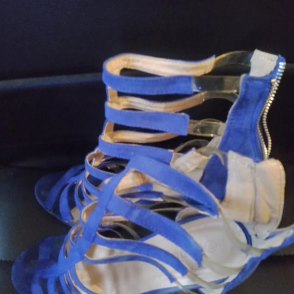 high heeled shoes/ Wild Diva Lounge is the brand - Picture 5 of 5